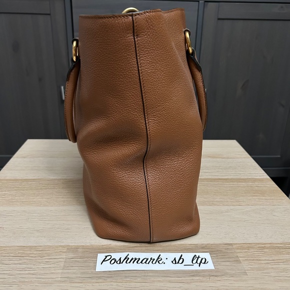 Authentic Prada Vitello Phenix Cognac Large Tote Bag 1BG865 - Picture 5 of 9